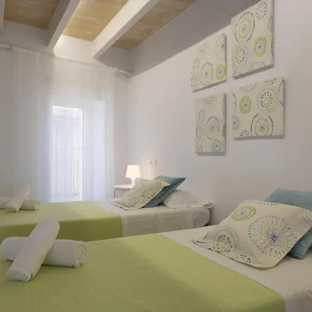 Vila La Casa Vella Charming House In Calvario *